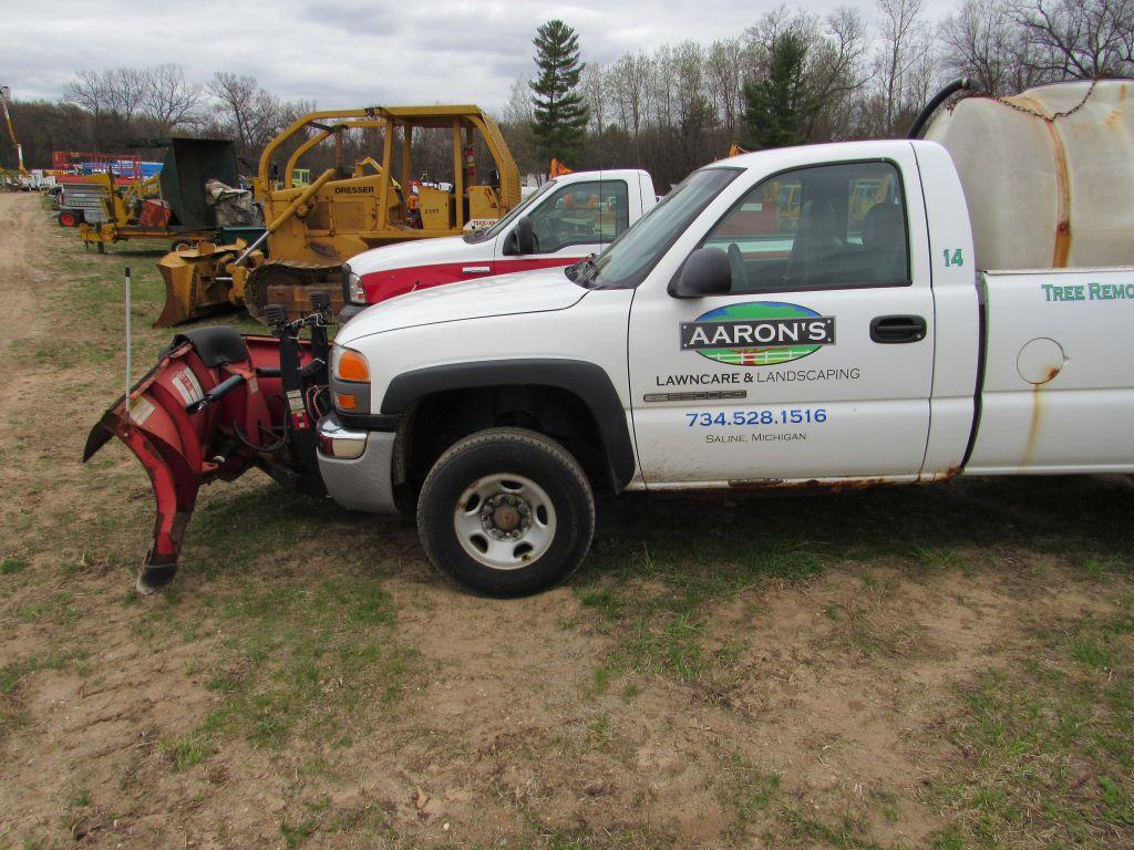 2004 GMC 2500 Sierra Pickup Truck