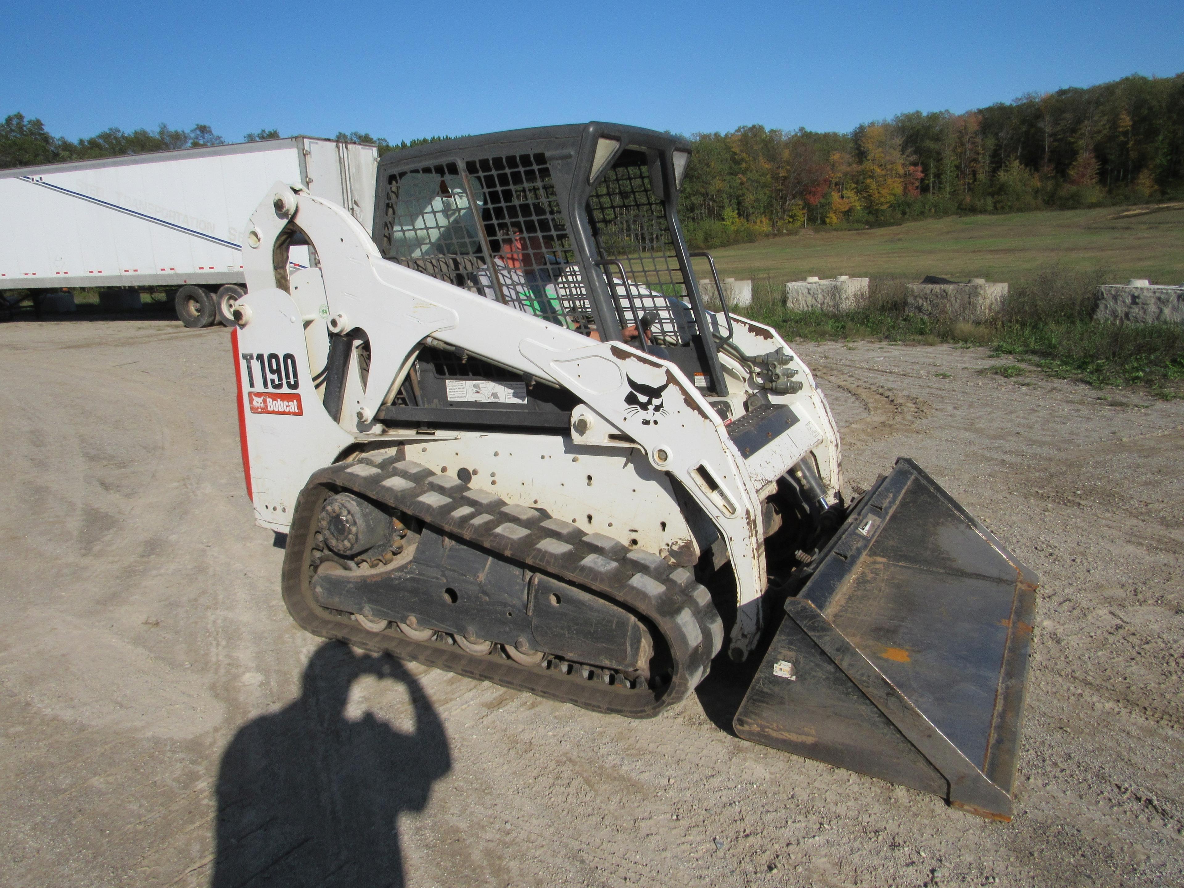 2011 Bobcat T190 Track Skidsteer