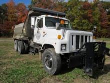 1998 International 2574 Dump Truck