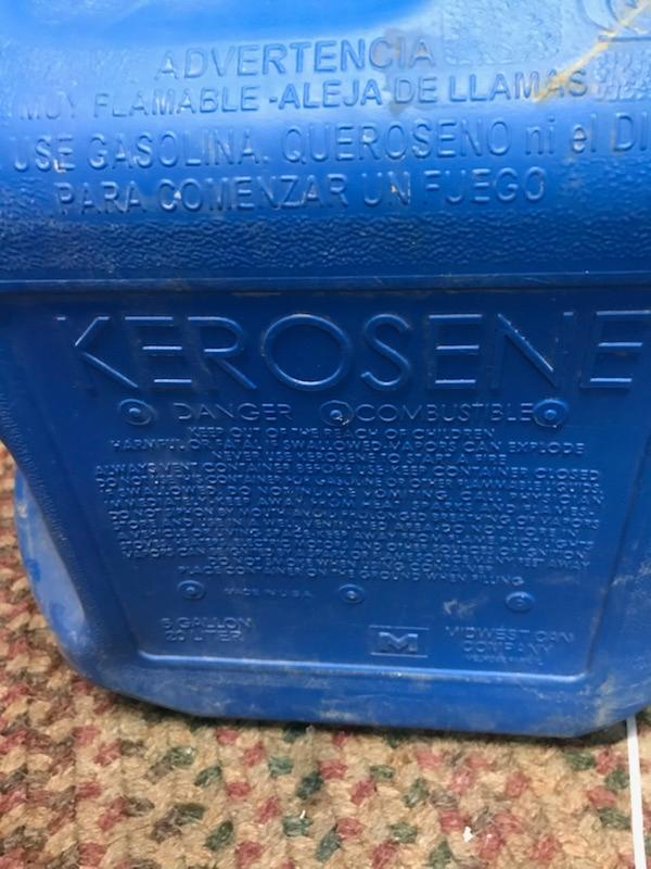 5 GALLON PLASTIC KEROSENE CAN