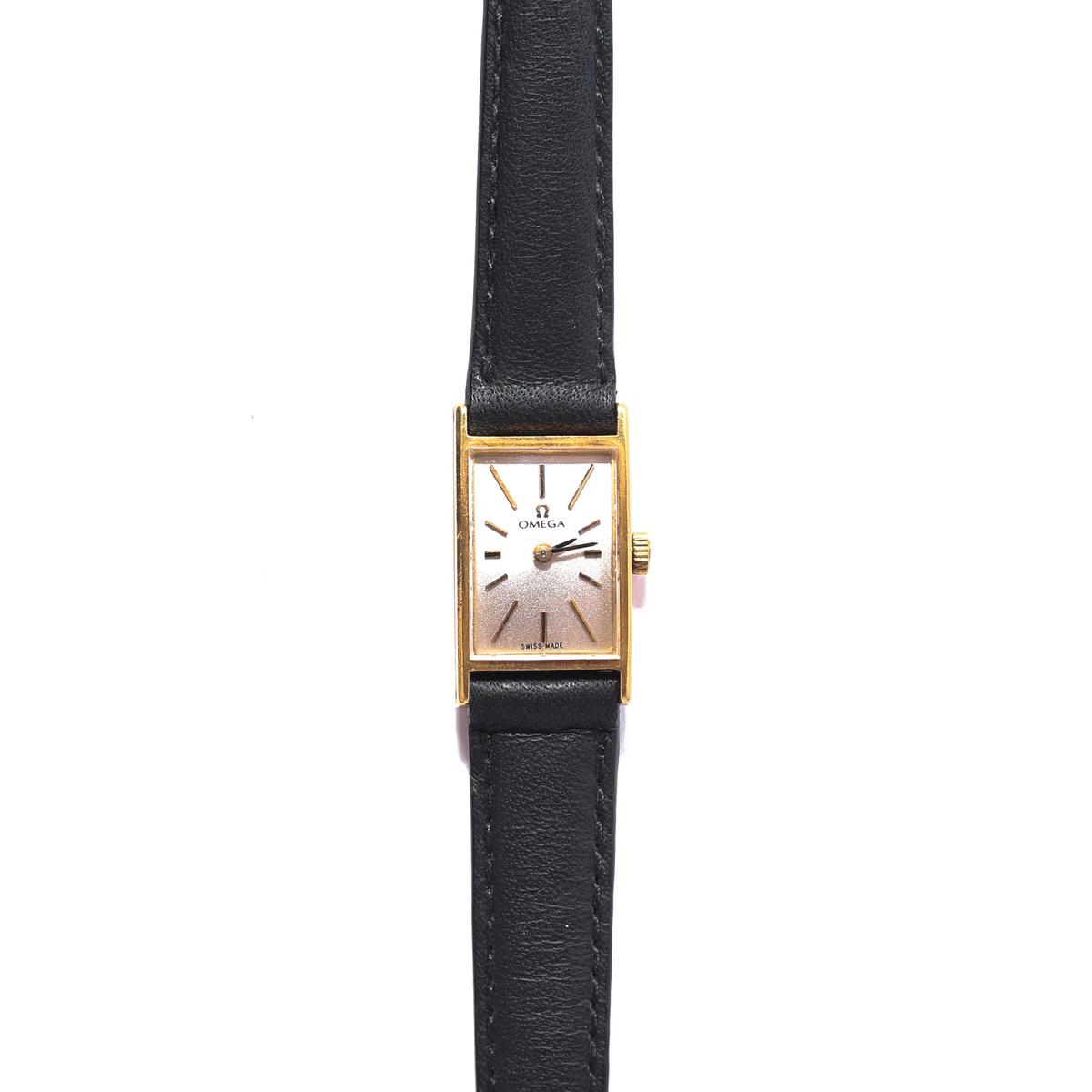 OMEGA LADIES WATCH 18K GOLD