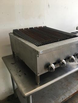 VERY NICE 24" Gas JADE CHAR GRILL