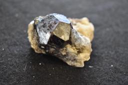 Garnet Speciman, 2 1/2 x 2 in 5.6 oz