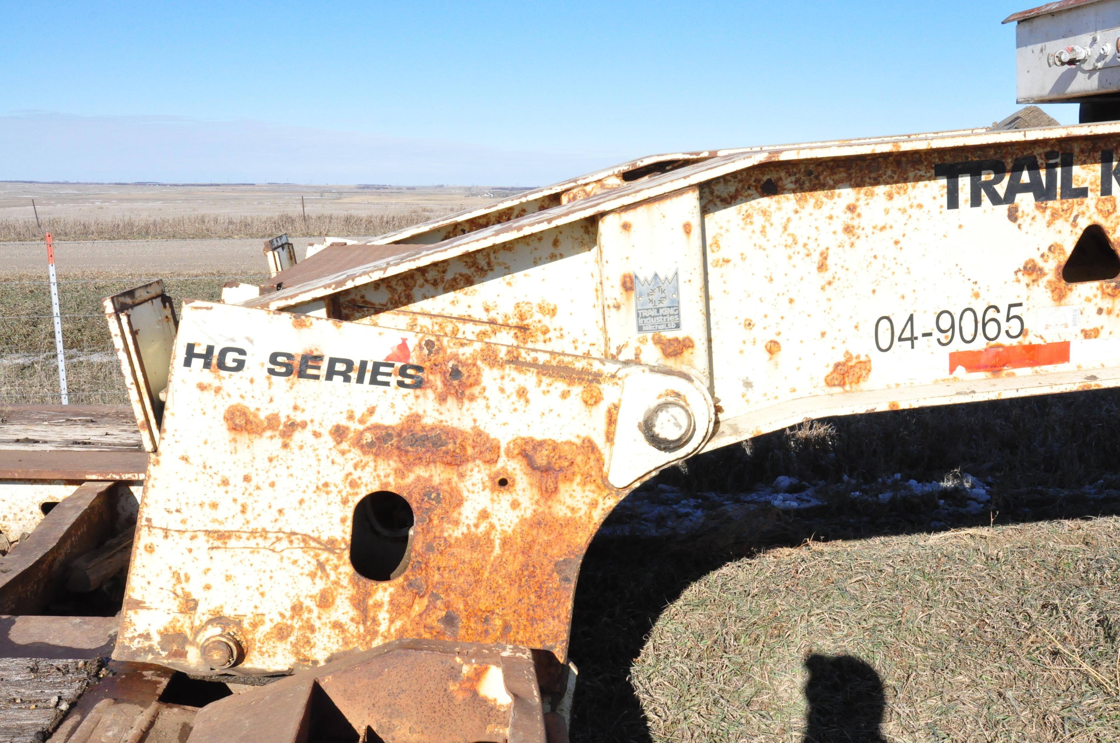 2002 Trail King Lowboy Trailer