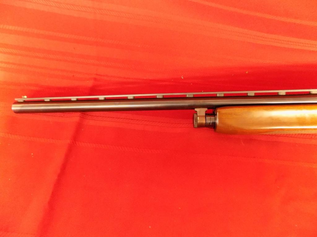 Mossberg 500A 12ga shotgun sn: J881095