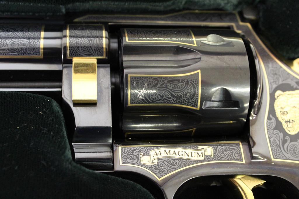 Dan Wesson Firearms, 44, 44 Magnum, sn: F00391, 9.75"