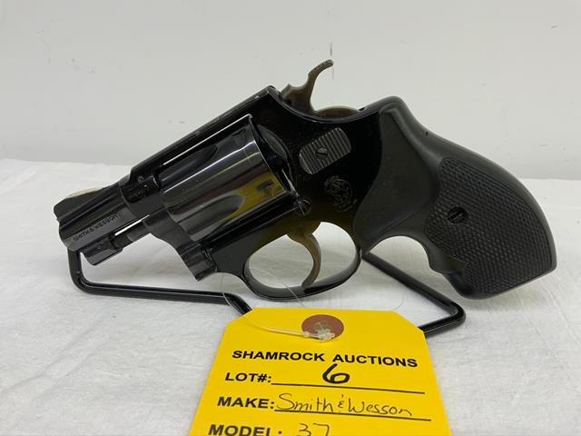 Smith & Wesson 37 38 spl. revolver, sn 280301, 1 7/8" barrel,