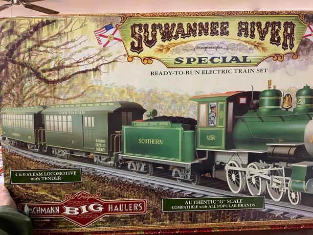 bachmann suwanee river train set  in original box