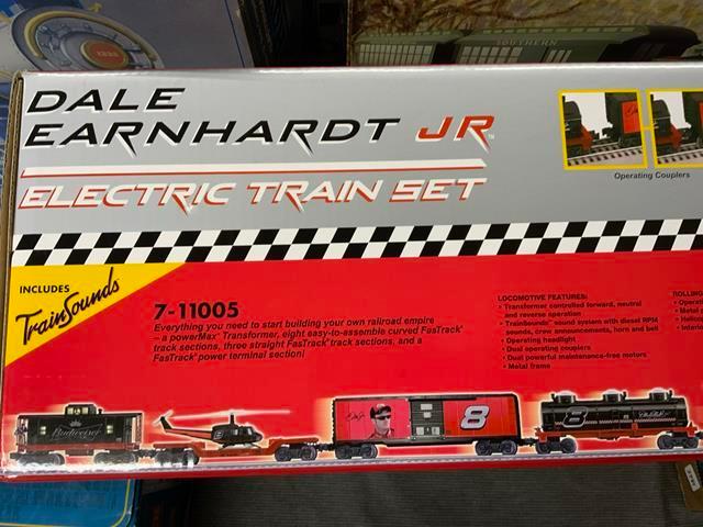 lionel dale earnhardt jr train set with original box