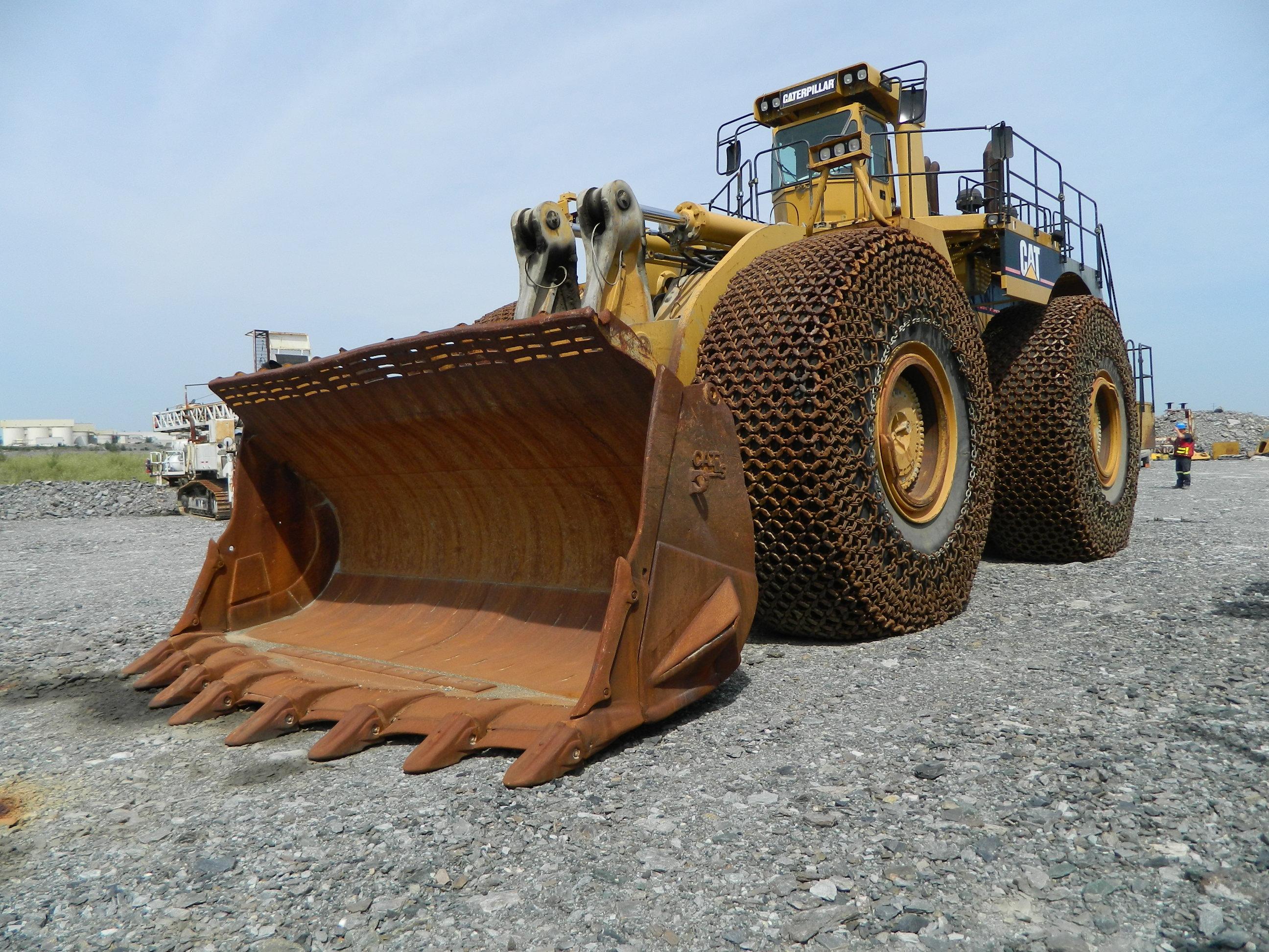 CAT 994 Loader