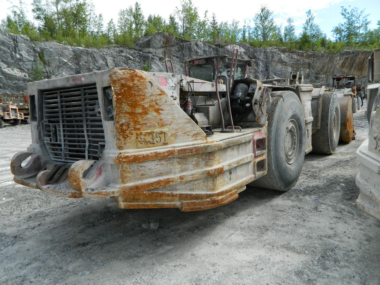 CAT R1700G Underground Loader