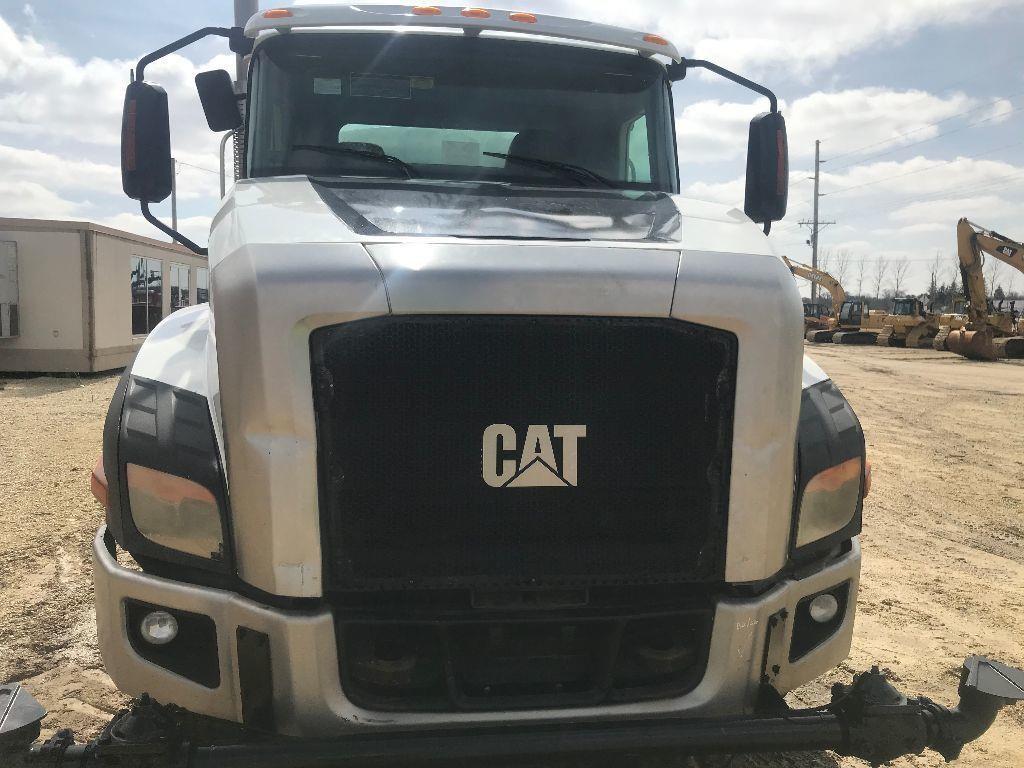 2013 CATERPILLAR CT660