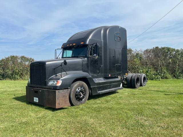 2000 Freightliner FLD