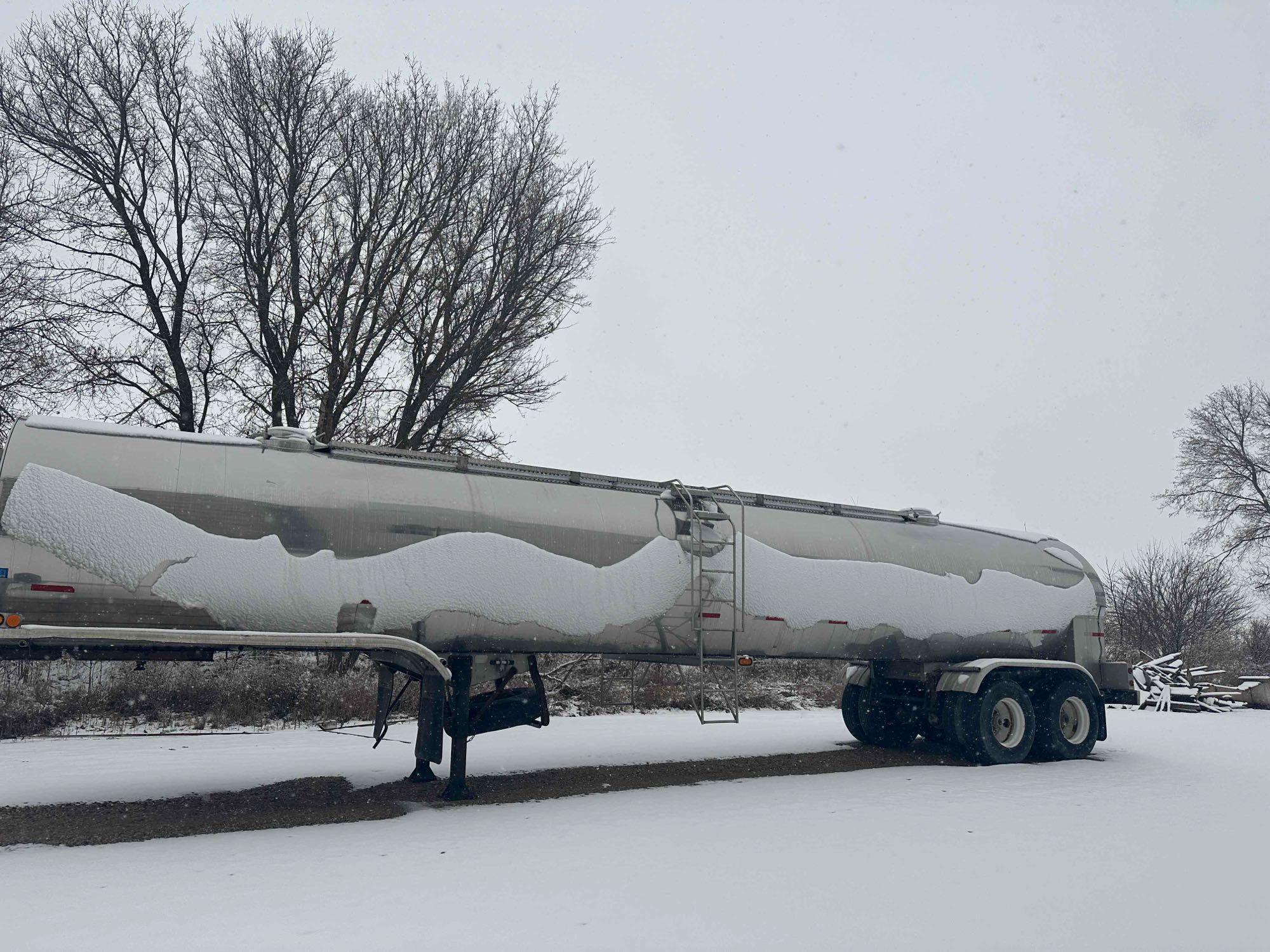 Barbel Tanker Trailer