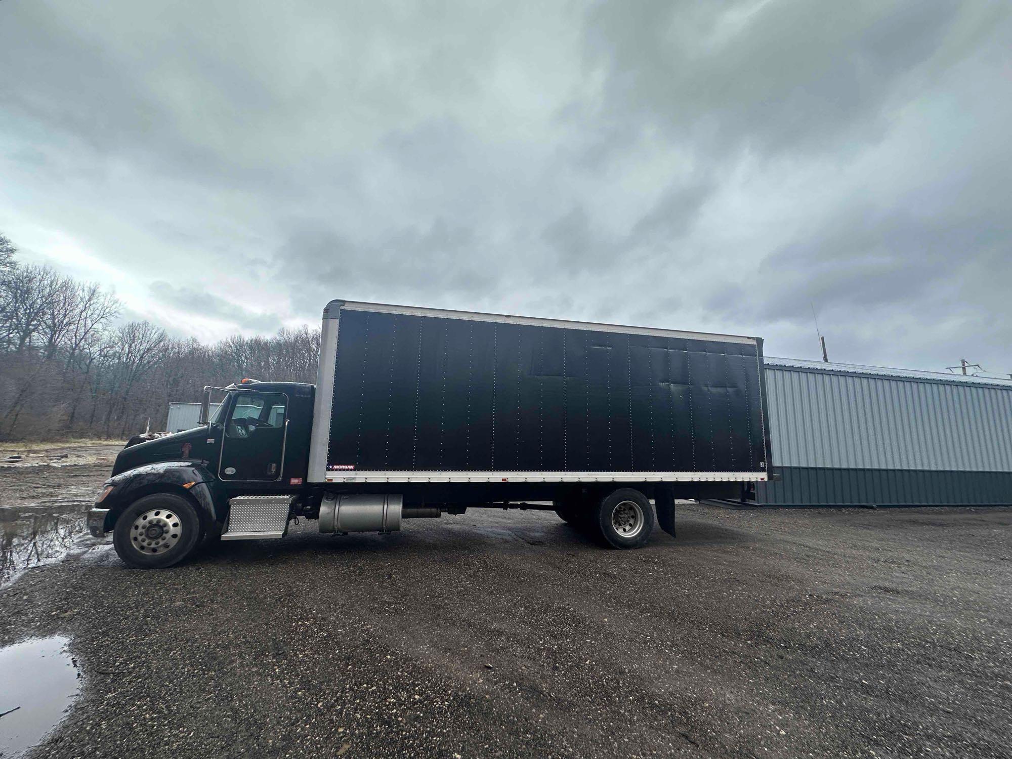 2012 Kenworth T270