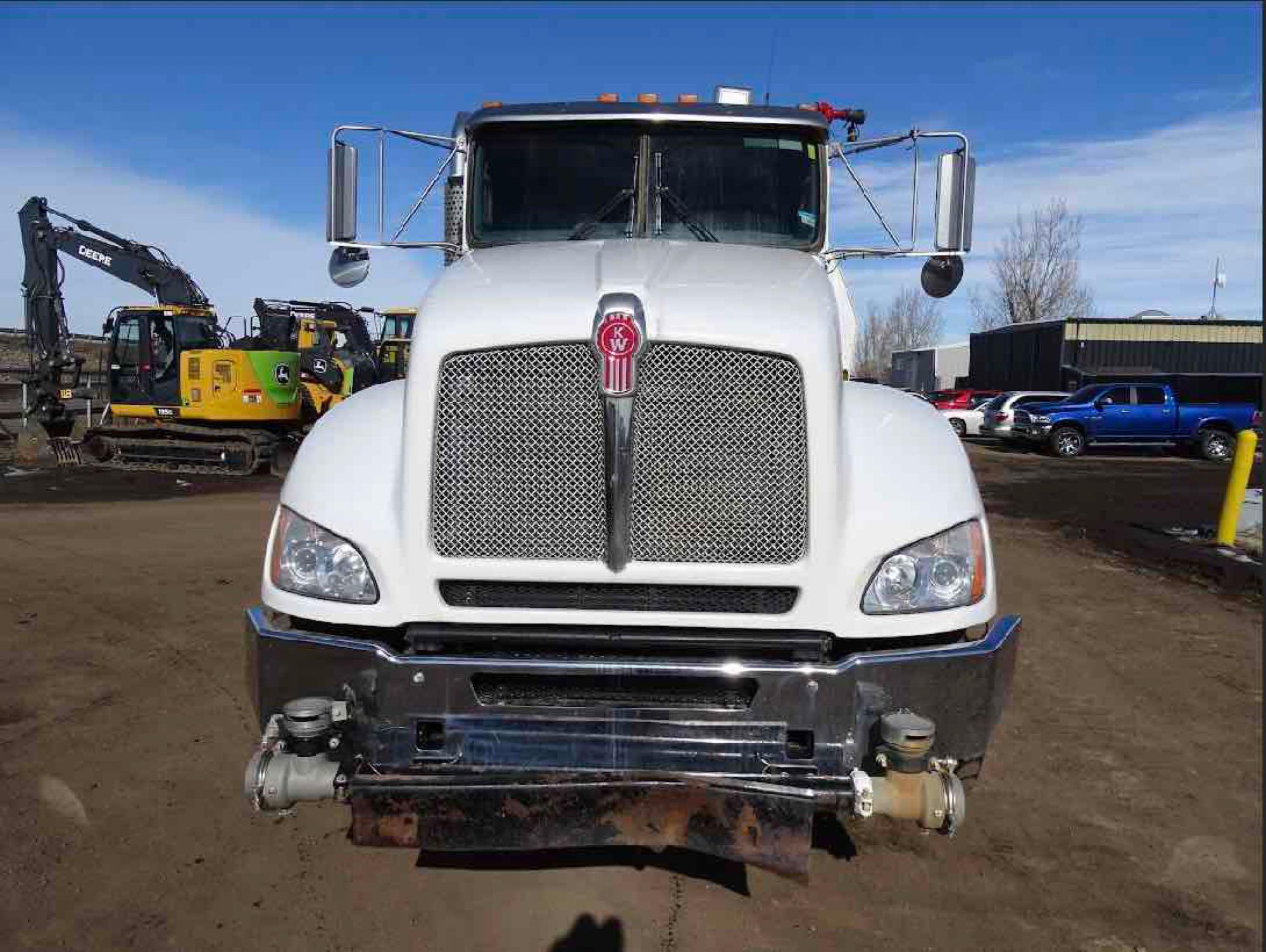 2019 Kenworth T440