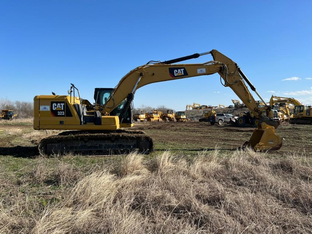 2018 Caterpillar 323