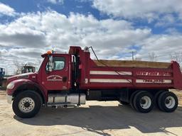 2004 Freightliner Dump truck