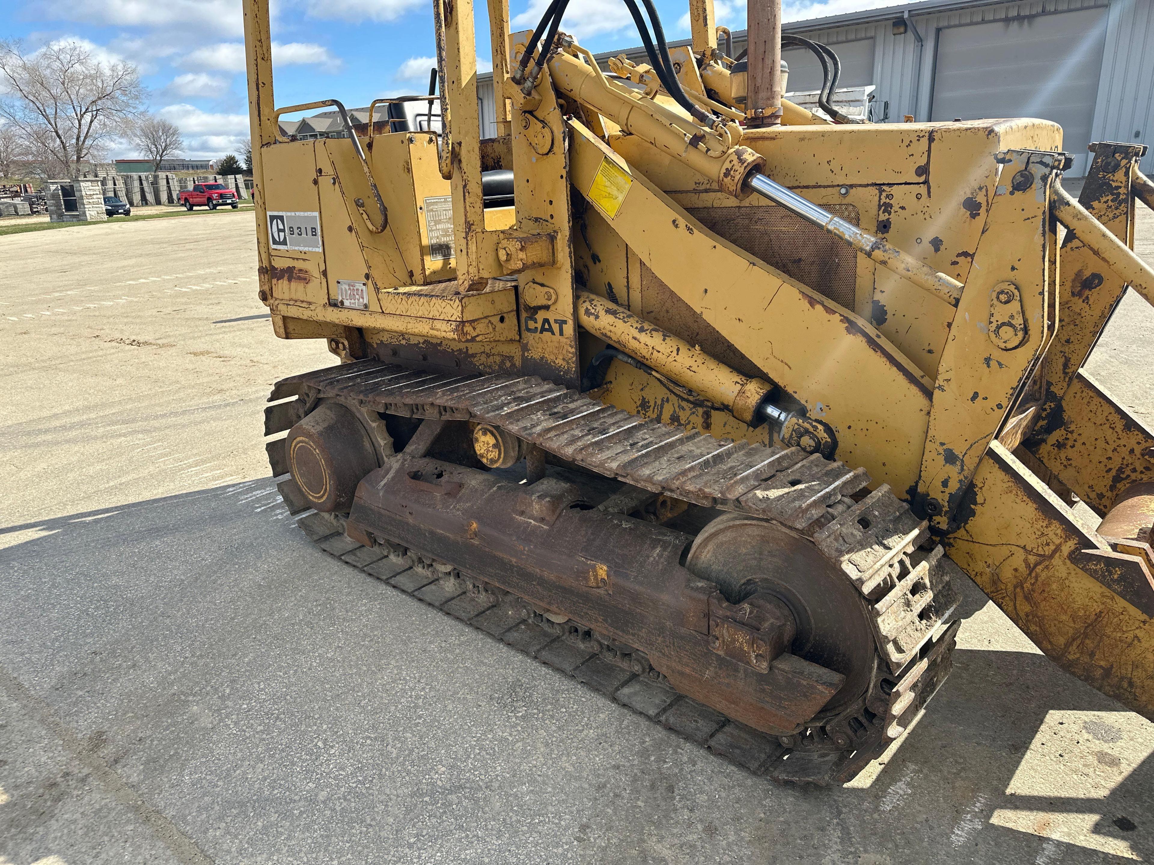 1986 Cat 931B Crawler Loader