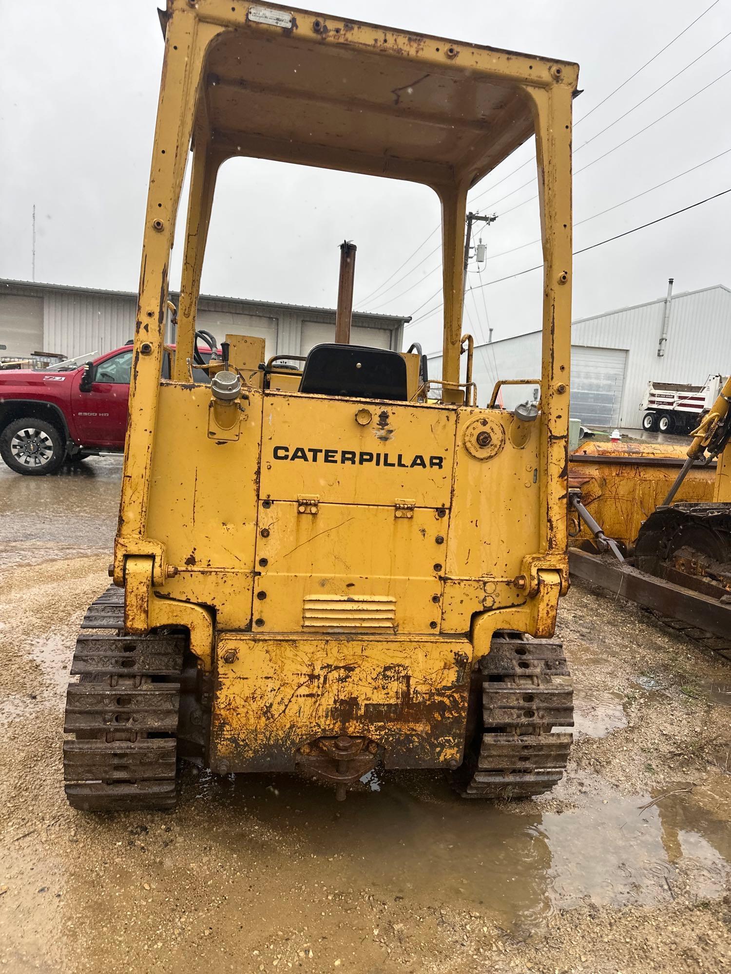 1986 Cat 931B Crawler Loader