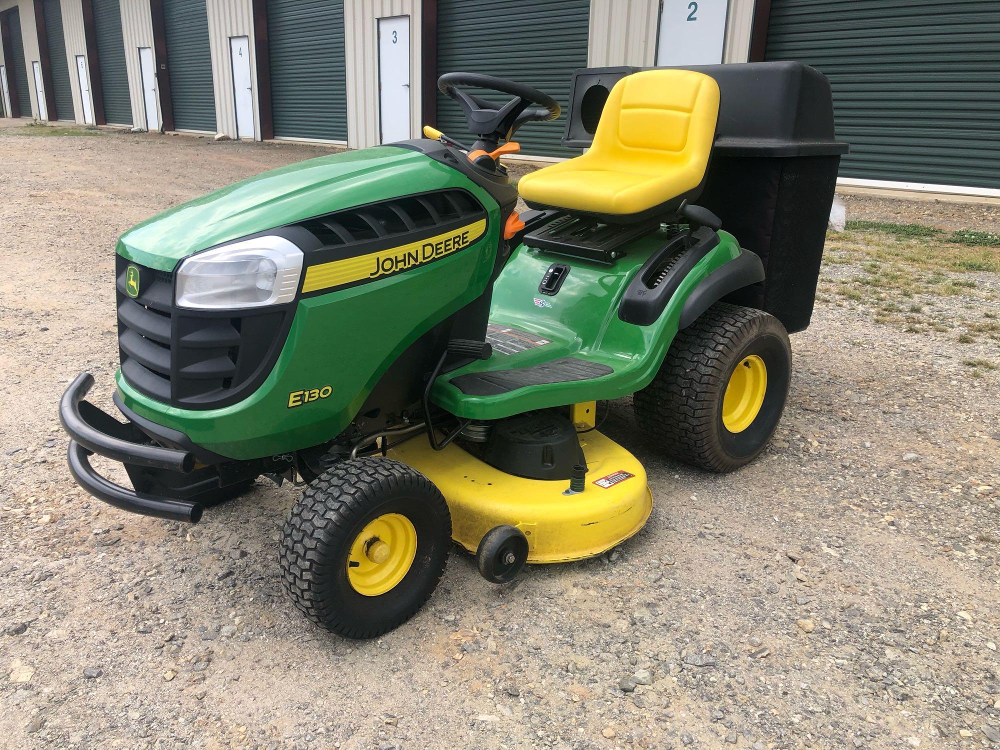 John Deere E130 Riding Lawn Mower