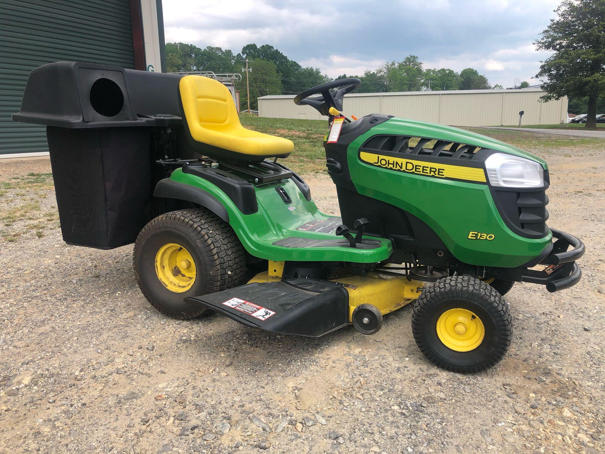 John Deere E130 Riding Lawn Mower