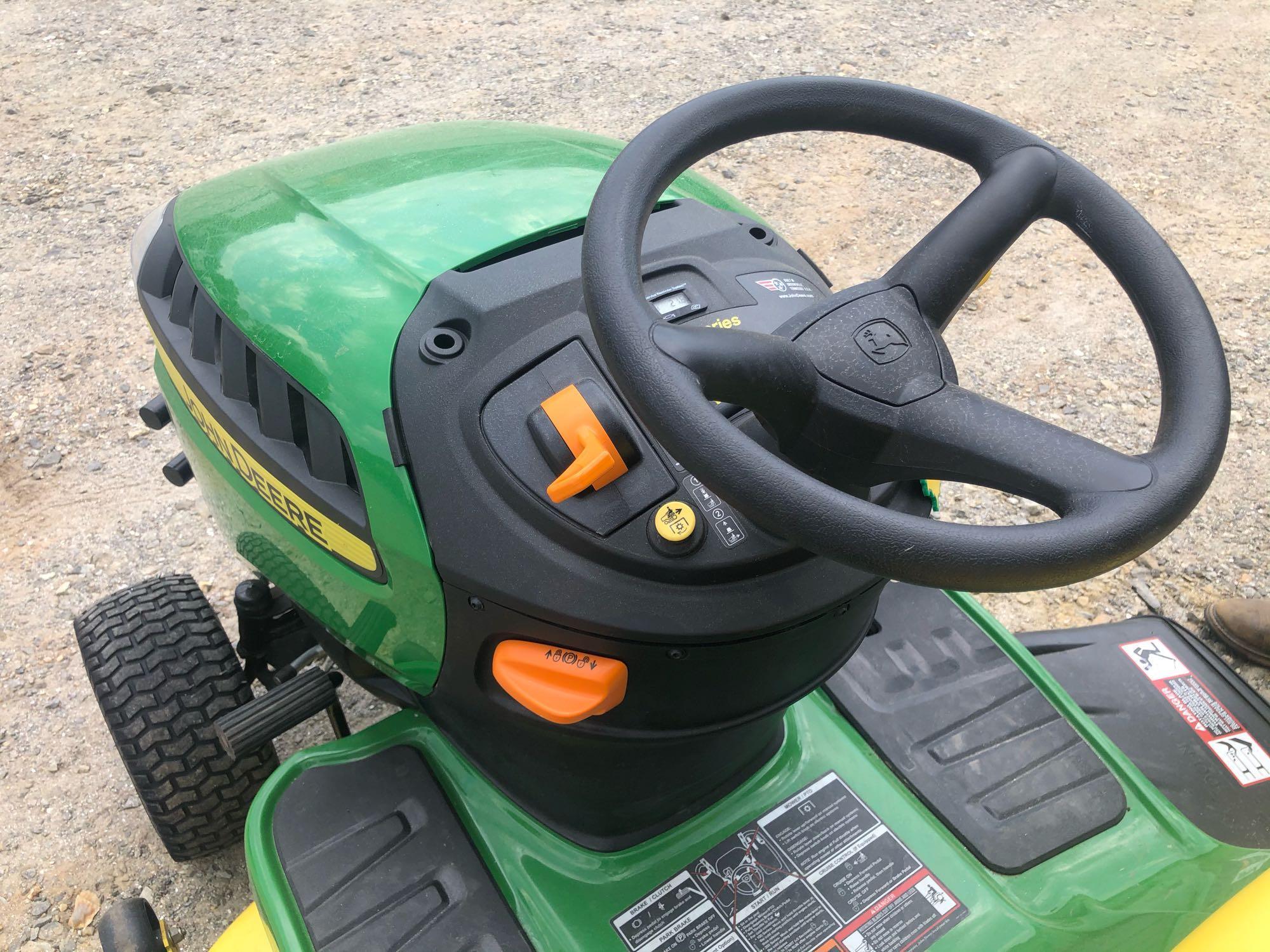 John Deere E130 Riding Lawn Mower