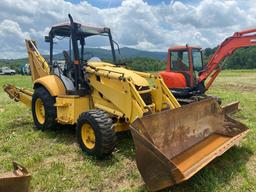 Komatsu WB97 4x4 Backhoe