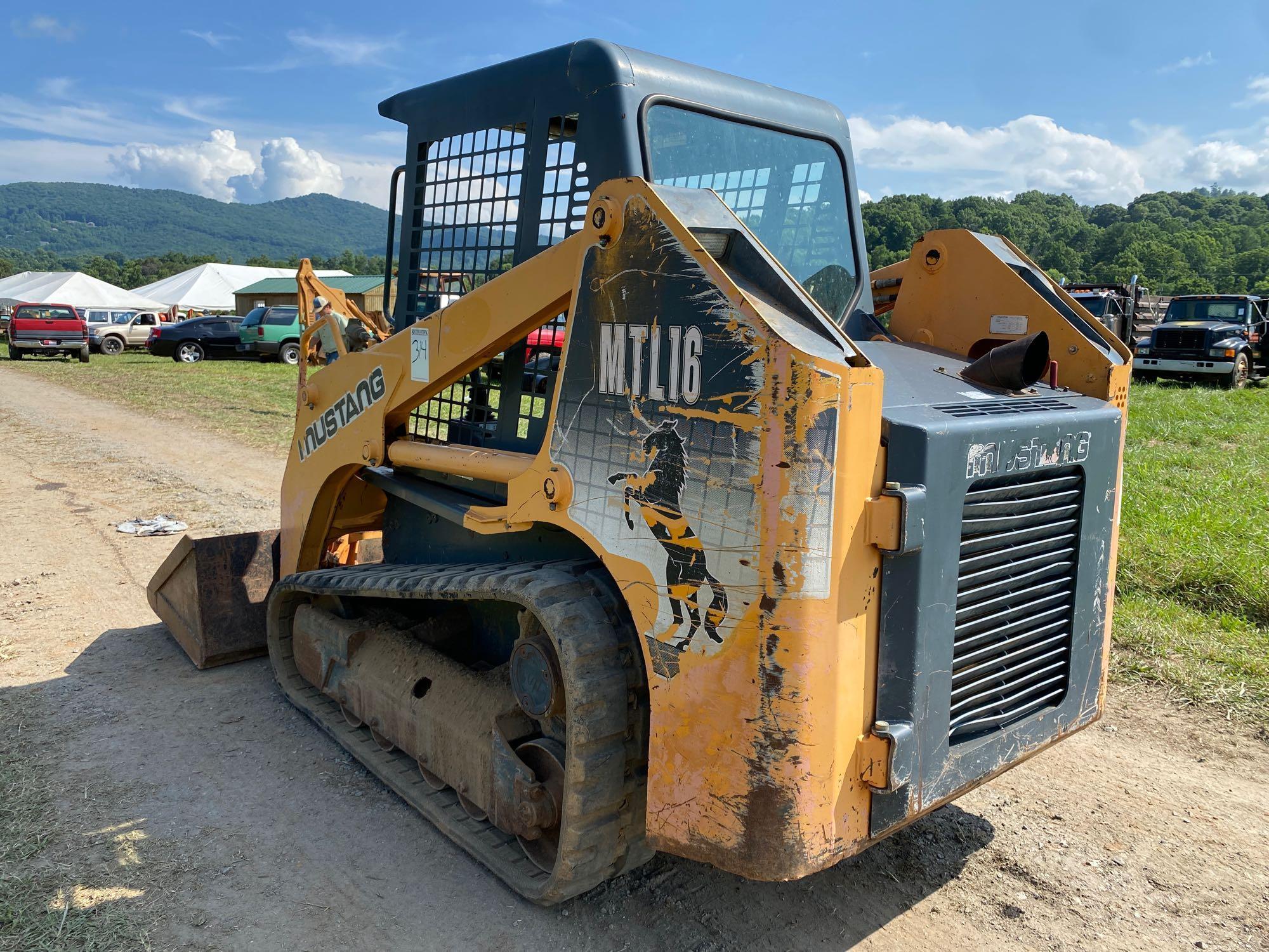 Mustang MTL16 Track Skid Steer