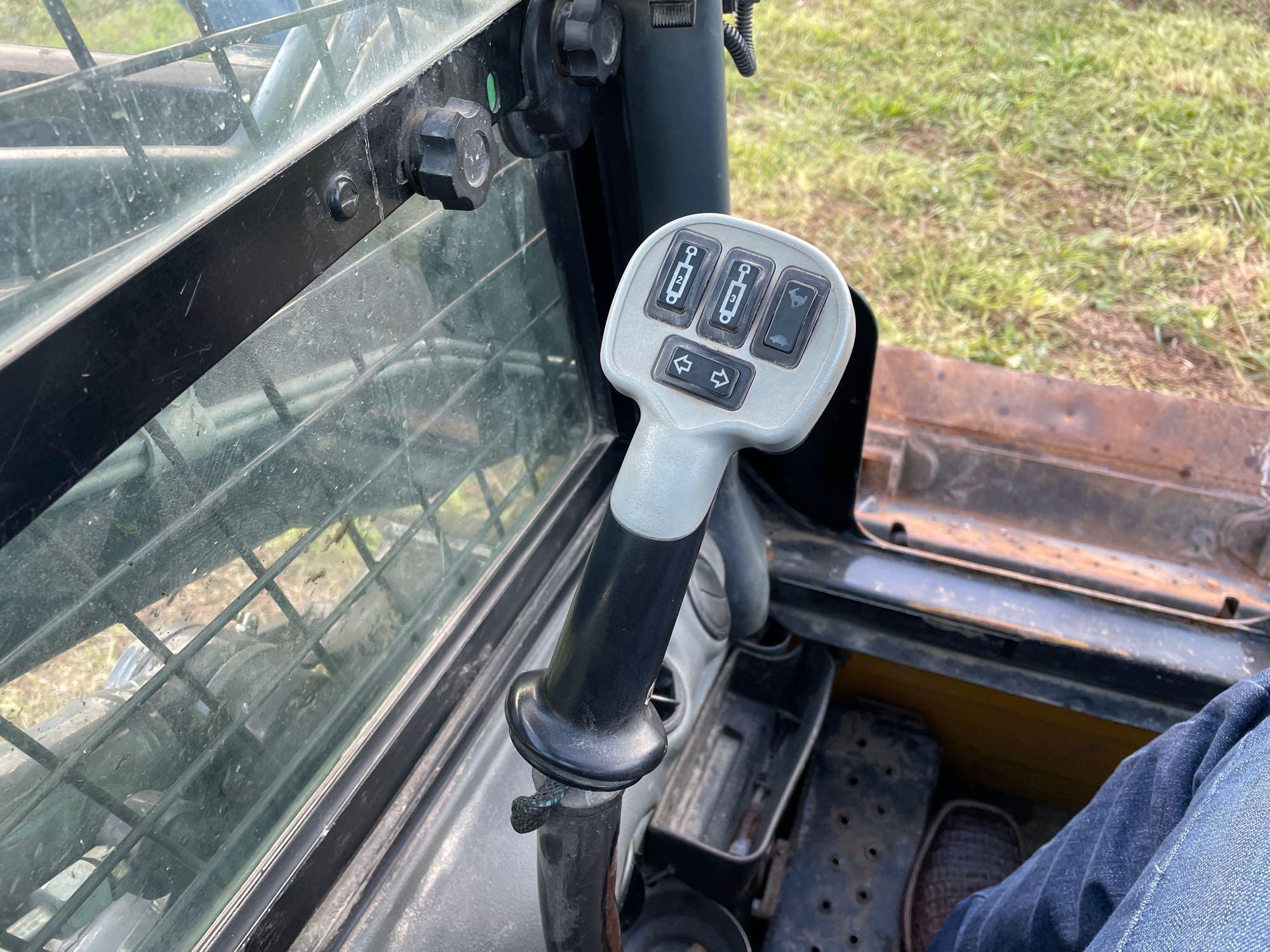 New Holland C232 Skid Steer