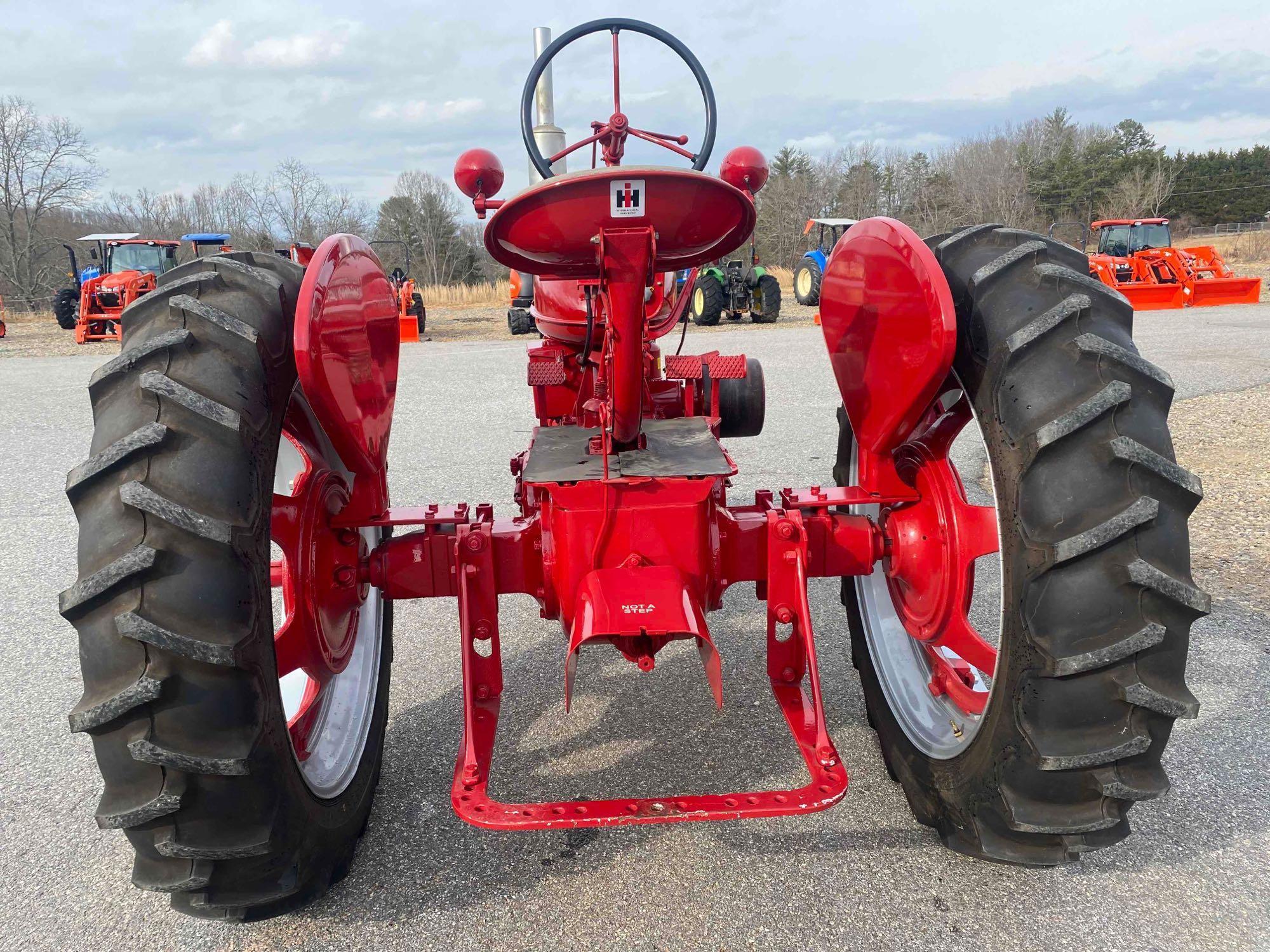 (Restored) Mccormick Farmall H Tractor