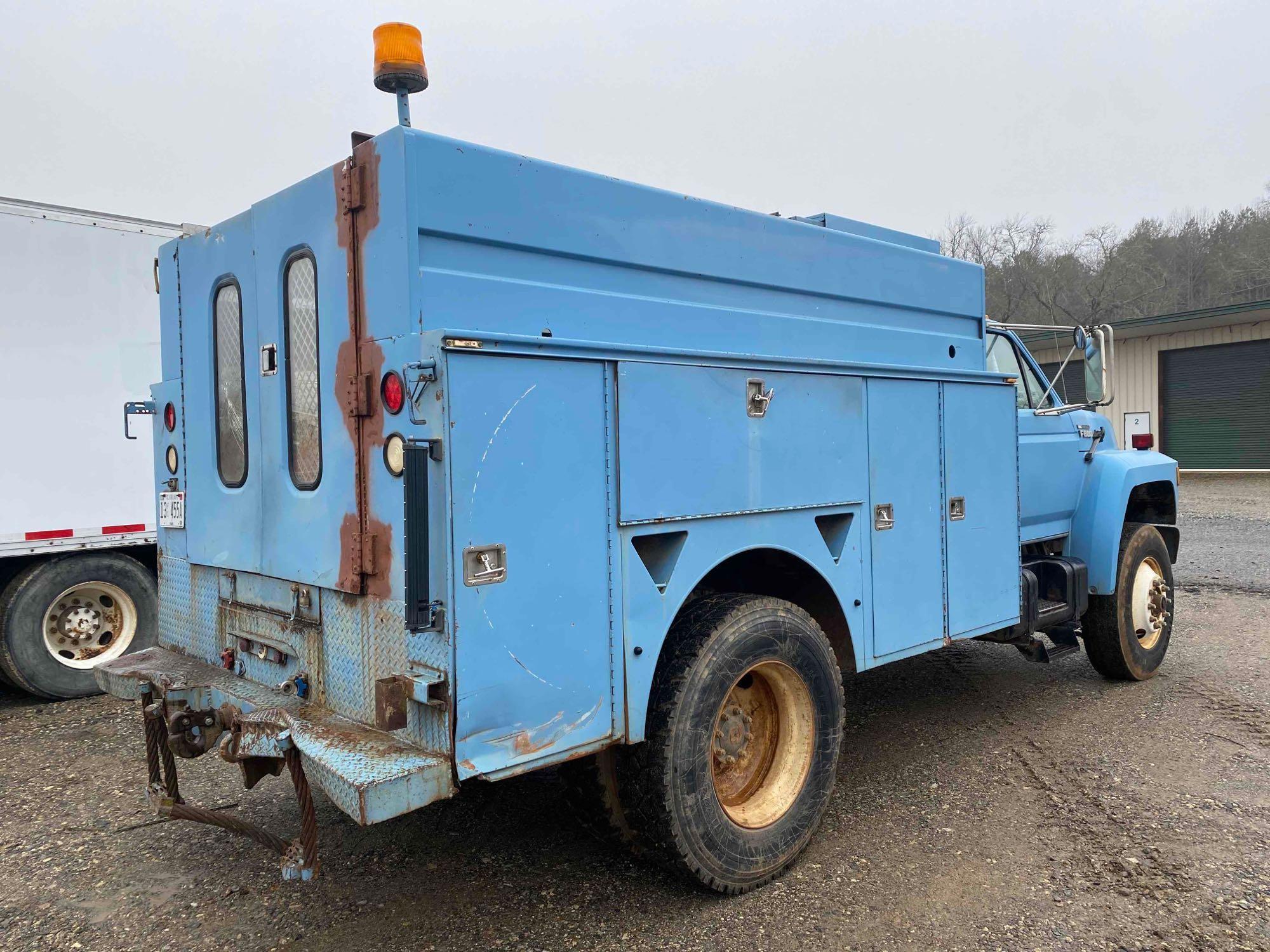 1993 Ford F800 Truck, VIN # 1FDXK84E4PVA18863