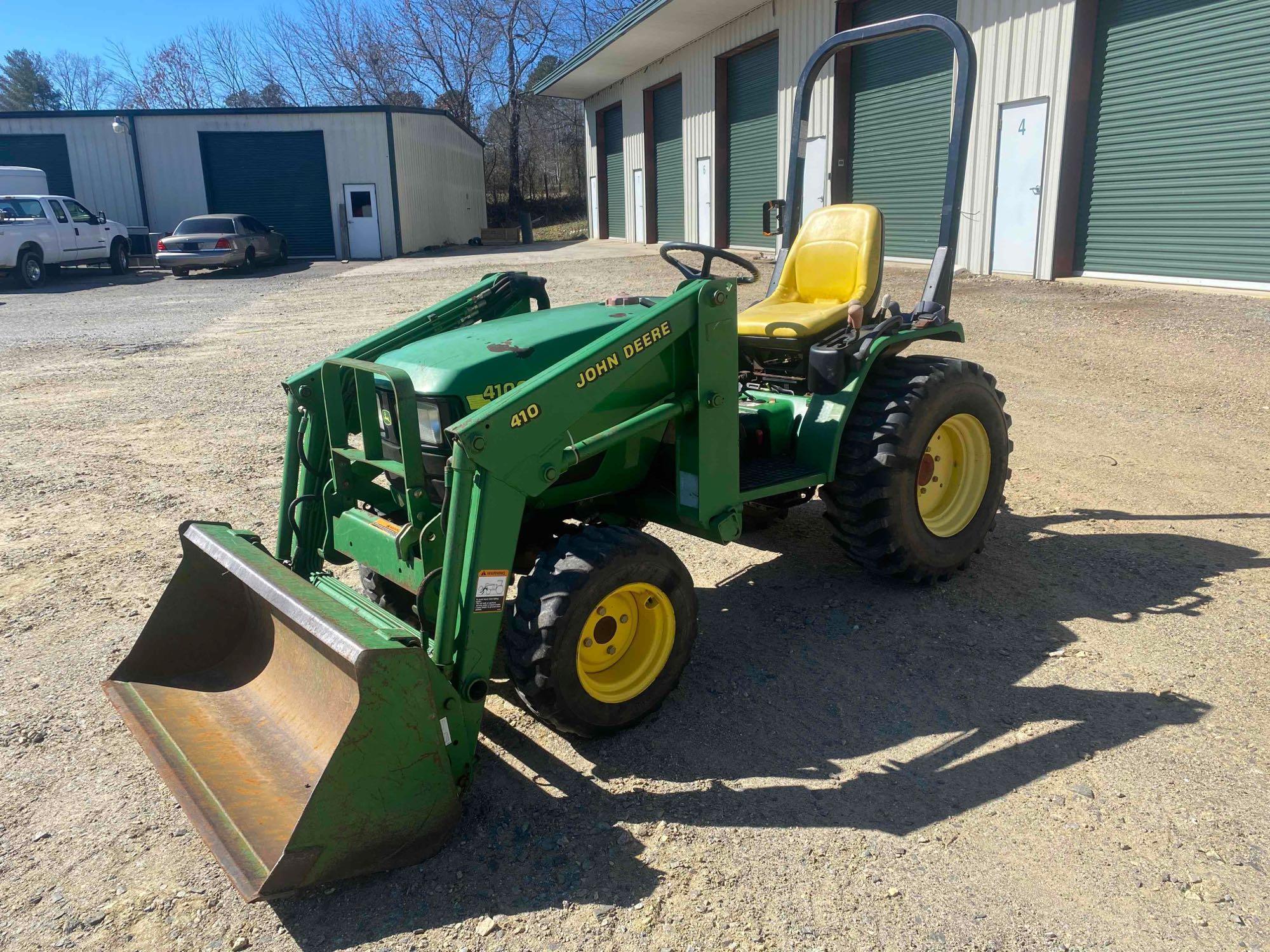 John Deere 4100 4x4 Loader Tractor