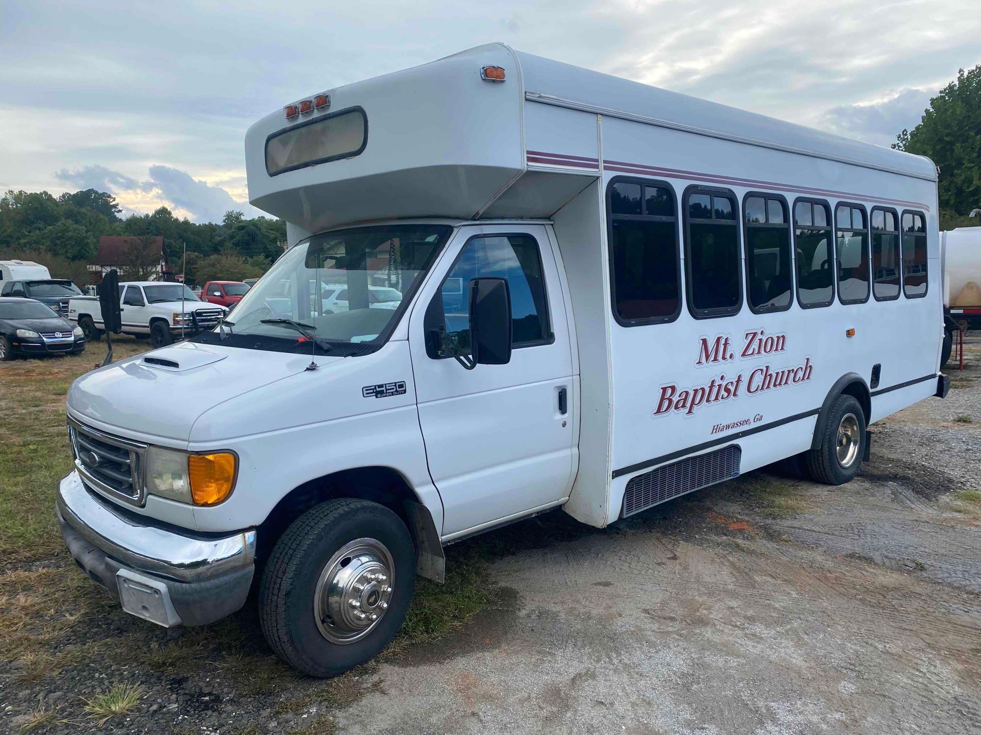 2004 Ford E-450 Super Duty Passenger Van, VIN # 1FDXE45PX4HA95845