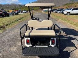 2016 E-Z-GO RXV Golf Cart