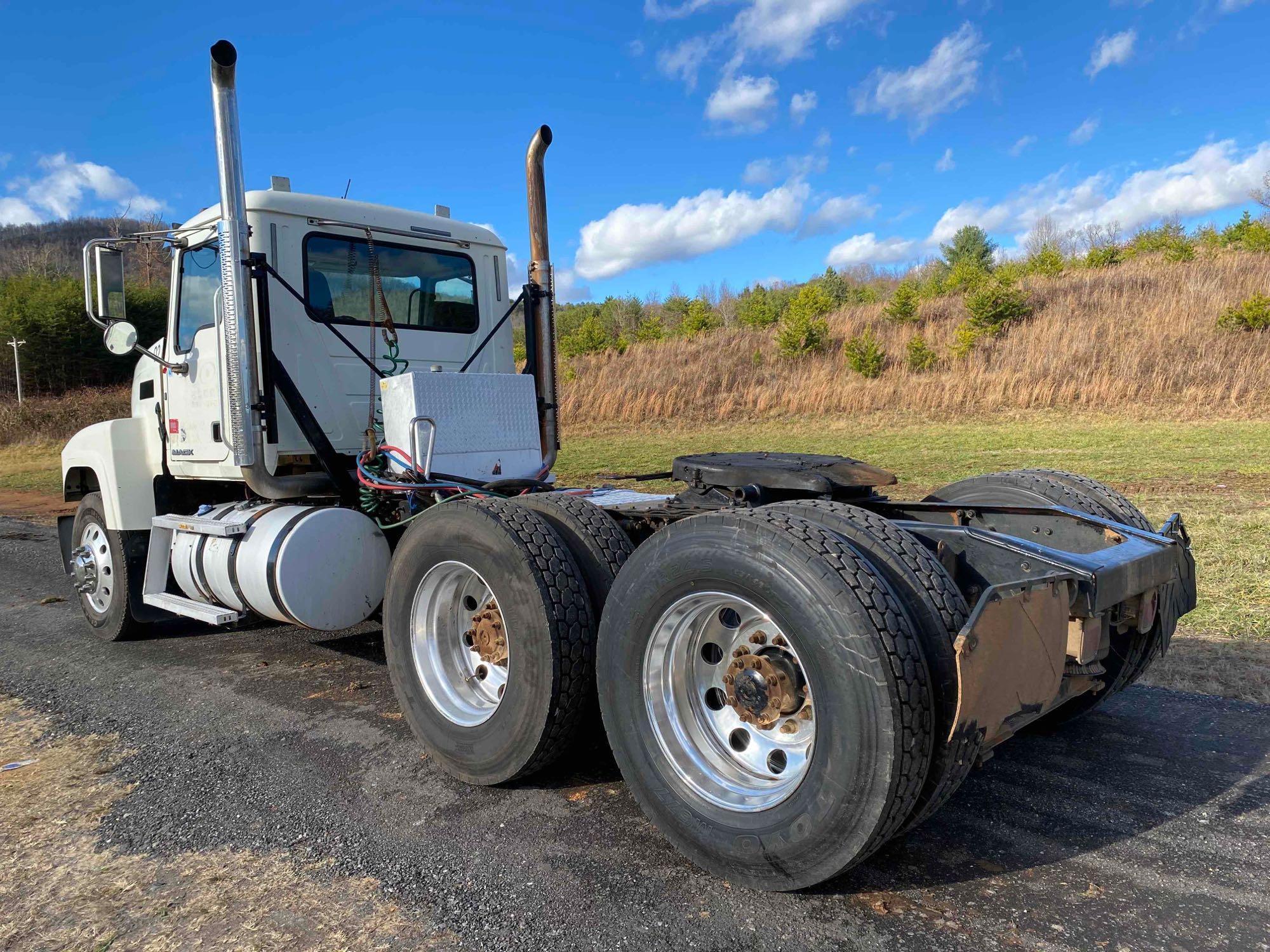 2015 Mack CHU613 Tractor Truck, VIN # 1M1AN07YXFM020629