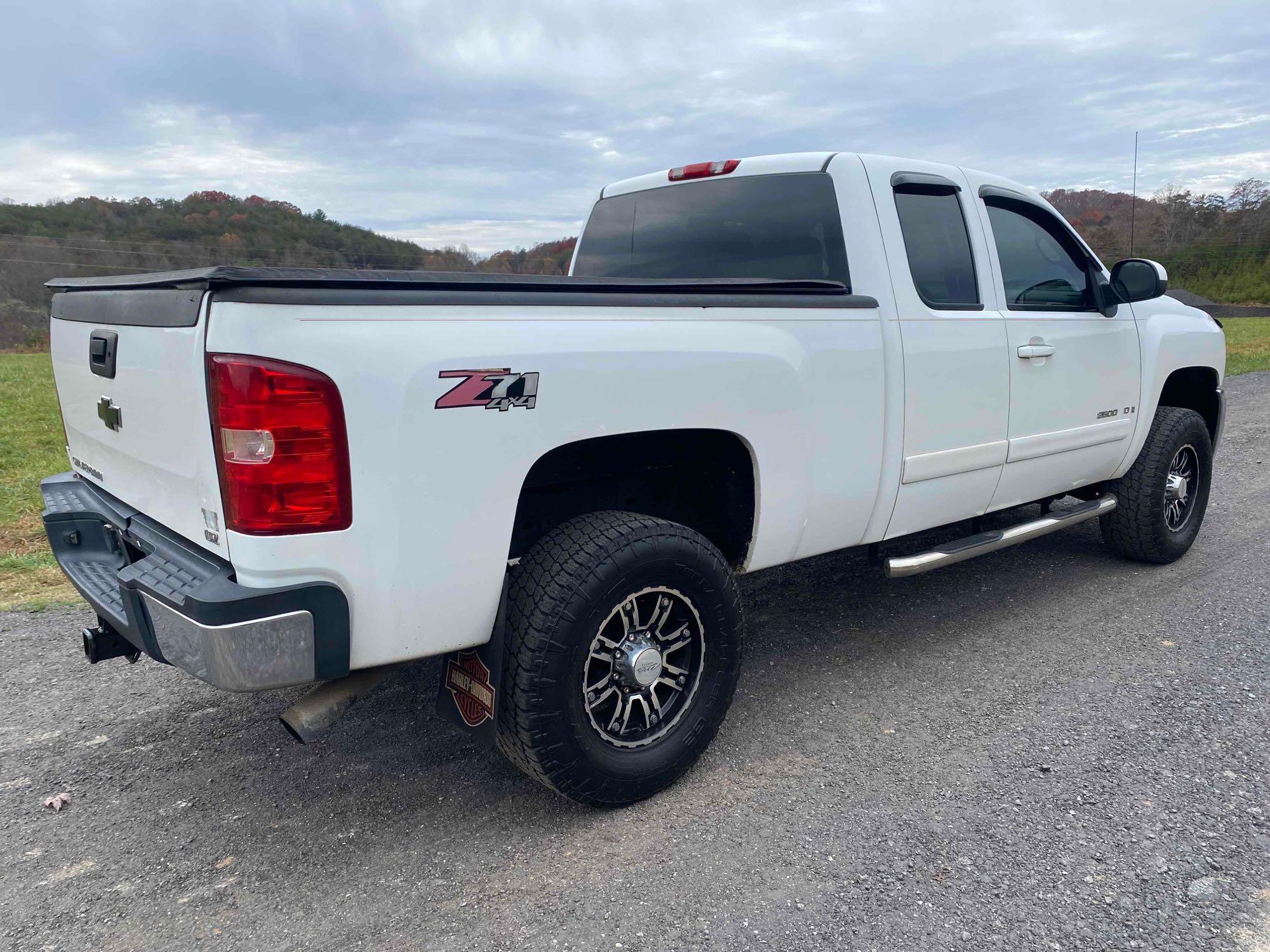 2007 Chevrolet Silverado 2500 4x4 Truck, VIN # 1GCHK29K67E583443