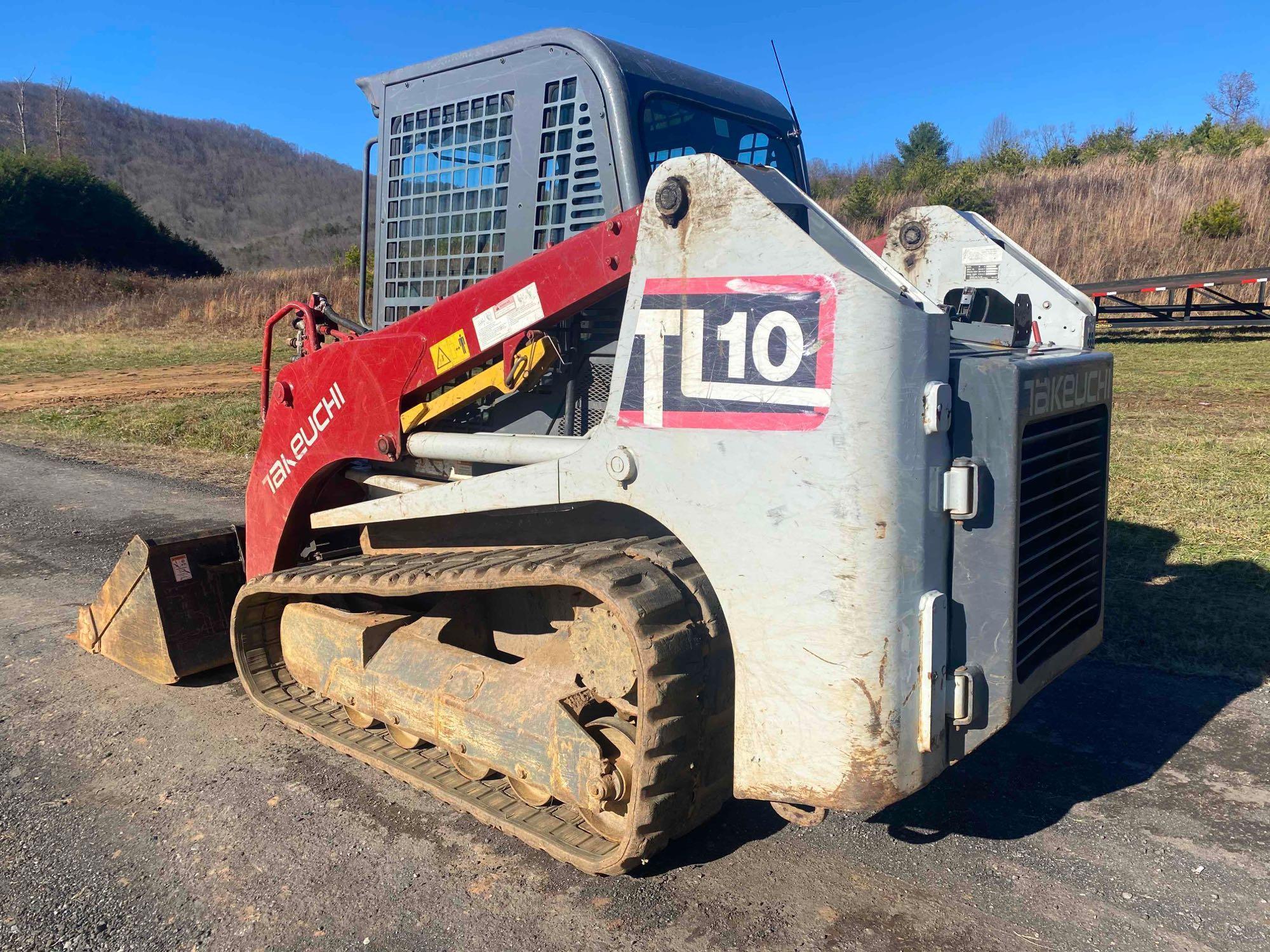 2014 Takeuchi TL10 Skidsteer