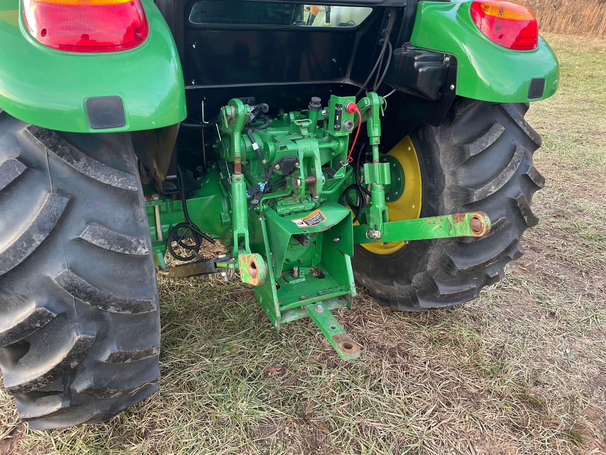 John Deere 5075E 4x4 Cab Tractor with Loader