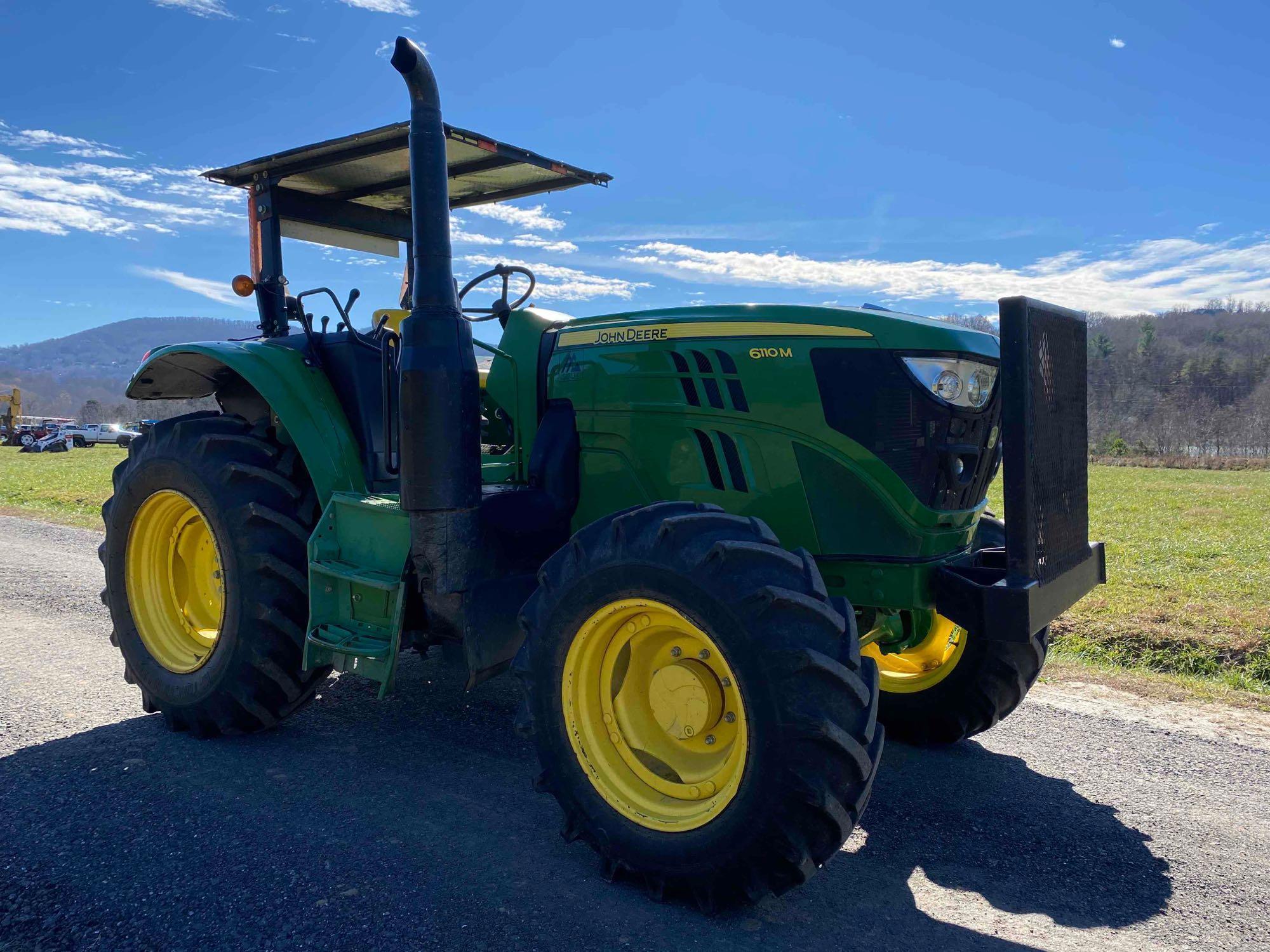 John Deere 6110M 4x4 Tractor