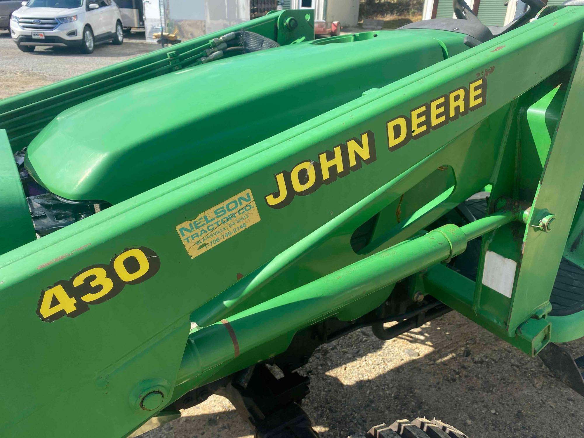 John Deere 4400 4x4 Loader Tractor