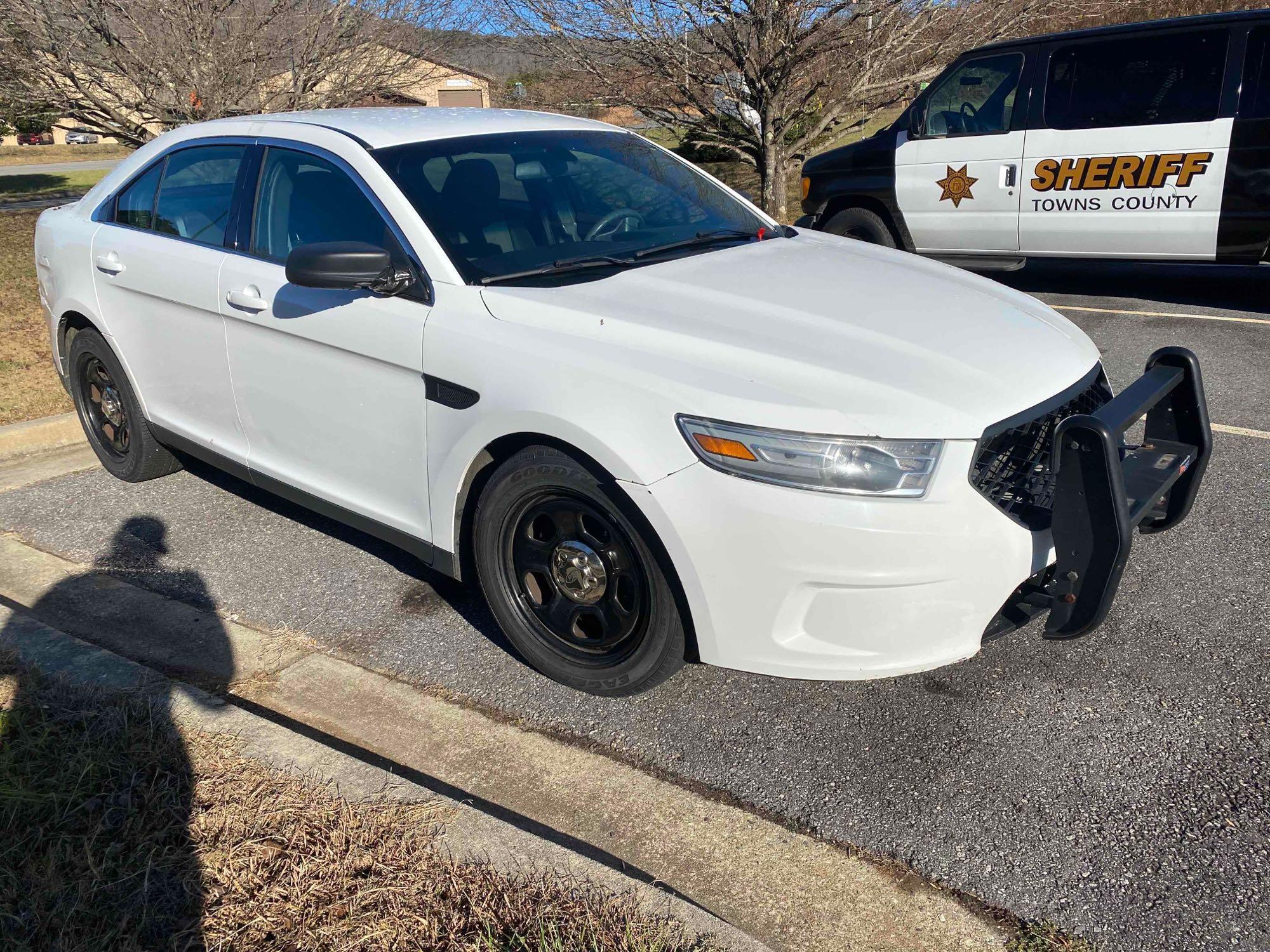 2013 Ford Taurus Police Car, VIN # 1FAHP2MT6DG113484