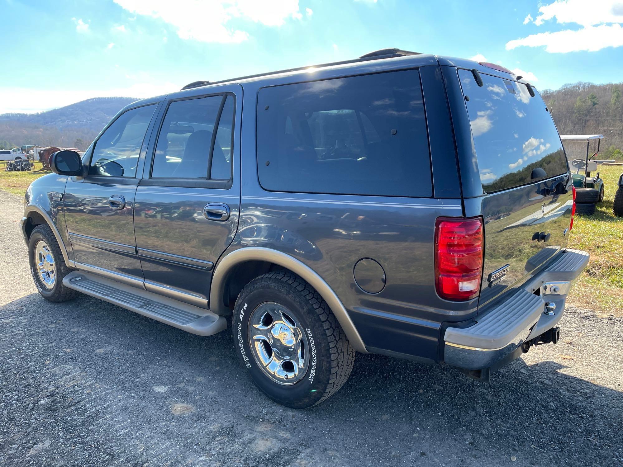 2002 Ford Expedition 4x4 (MPV), VIN # 1FMPU18L92LA83366