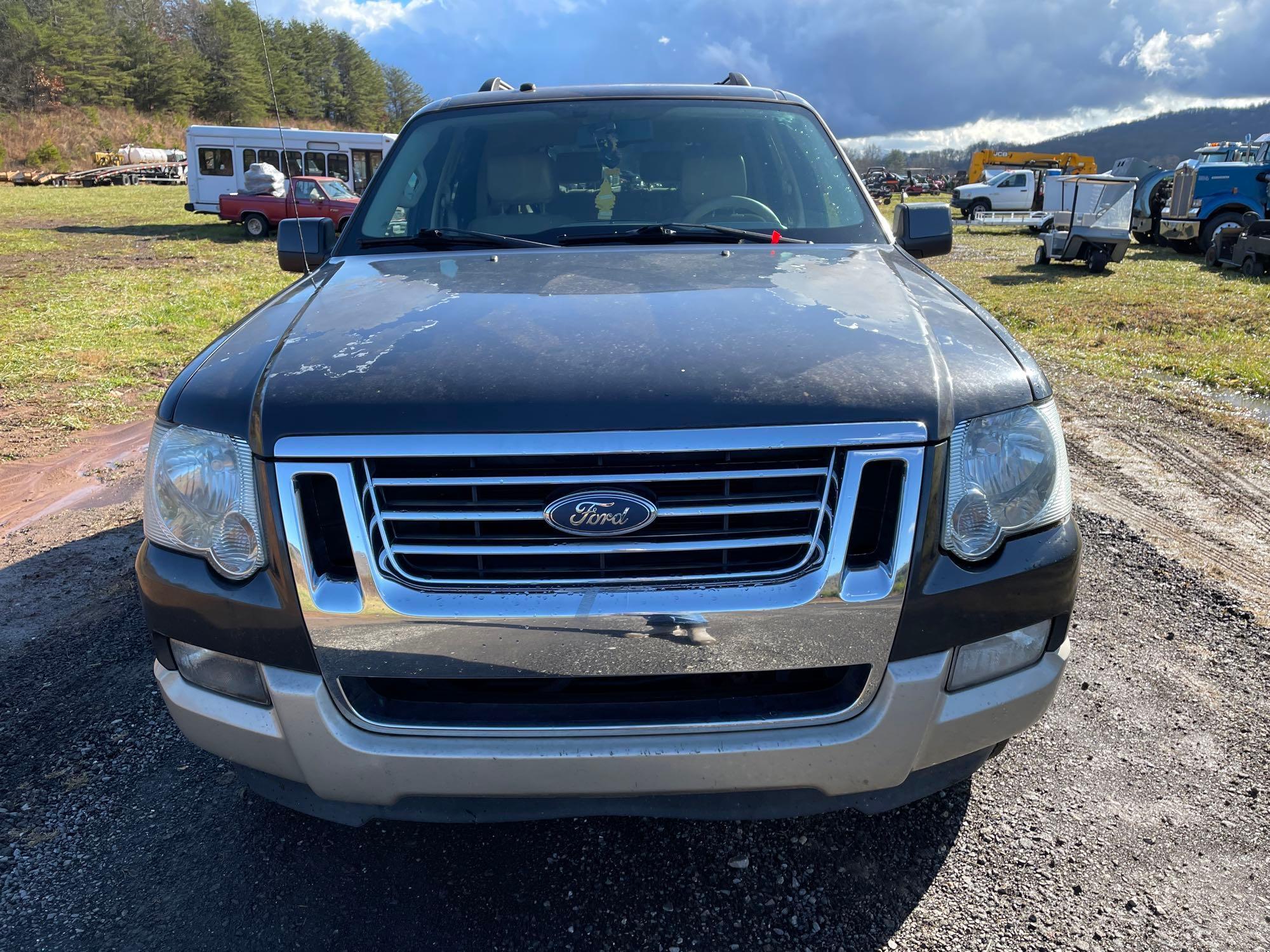 2007 Ford Explorer (MPV), VIN # 1FMEU64E07UA71703