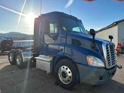 2015 Freightliner Cascadia 113 Truck, VIN # 1FUJGBDVXFLFM6602