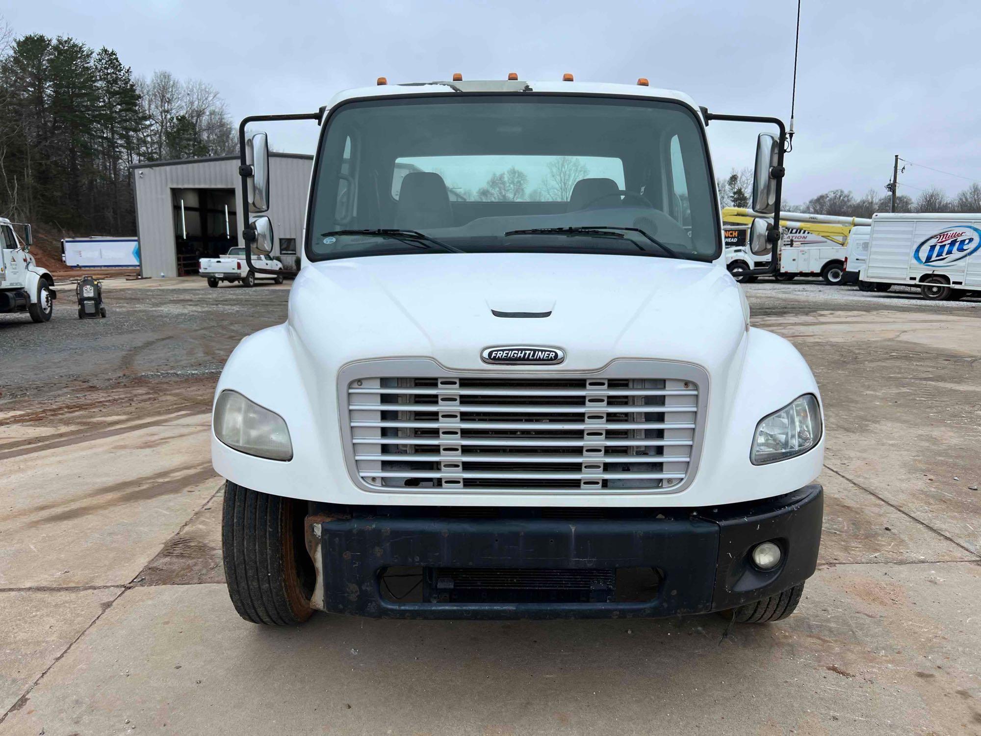 2007 Freightliner M2 106 Medium Duty Chassis Truck, VIN # 1FVACWDC67HZ29807