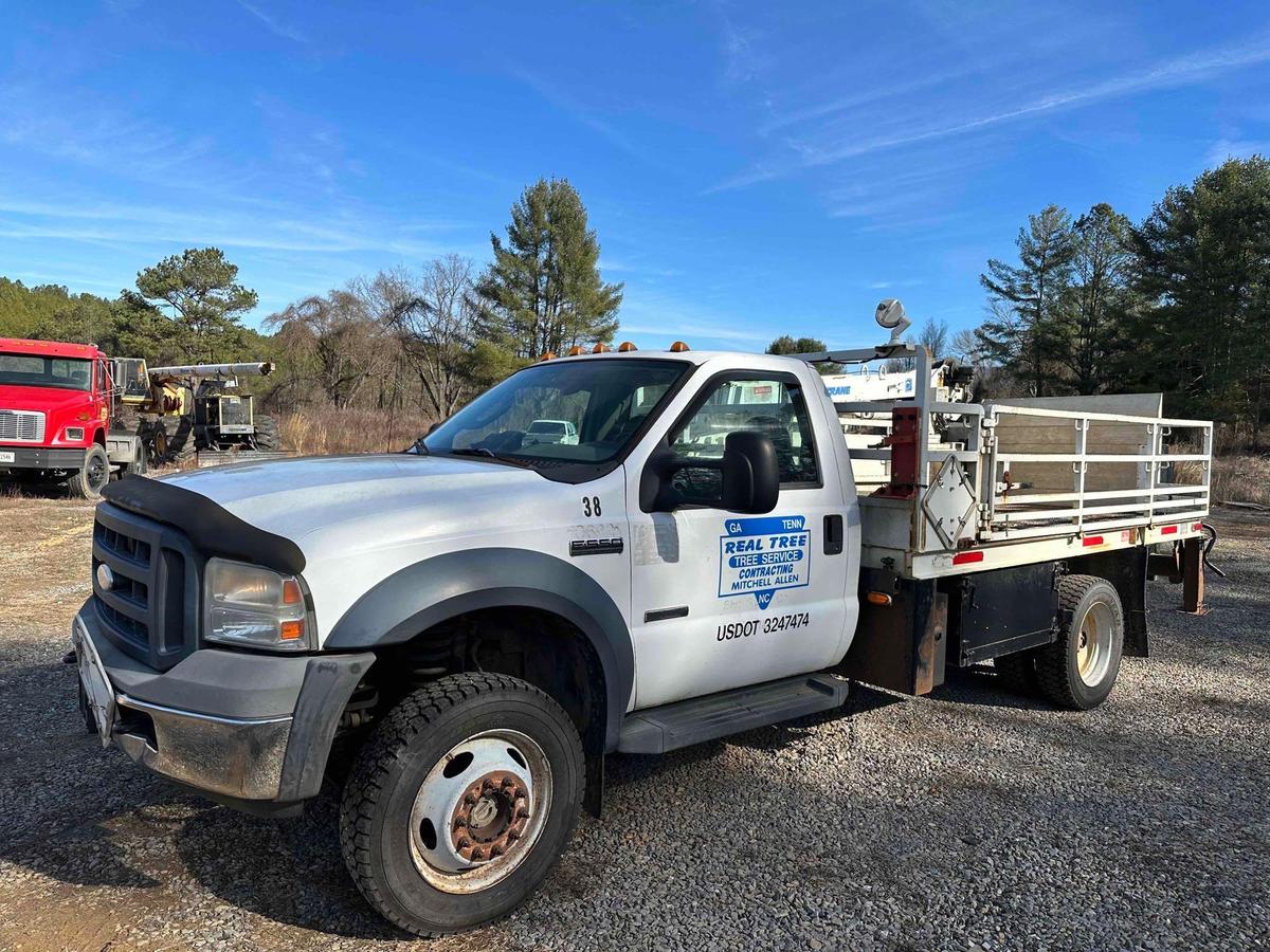 2006 Ford F-550 4X4 Truck, VIN # 1FDAF57P36EA61224