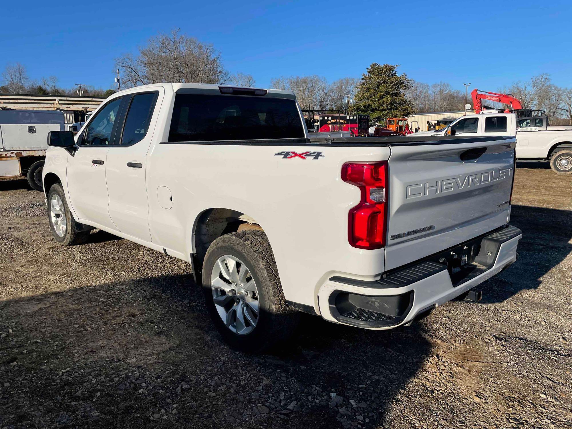 2019 Chevrolet Silverado 4X4 Pickup Truck, VIN # 1GCRYBEF1KZ181438