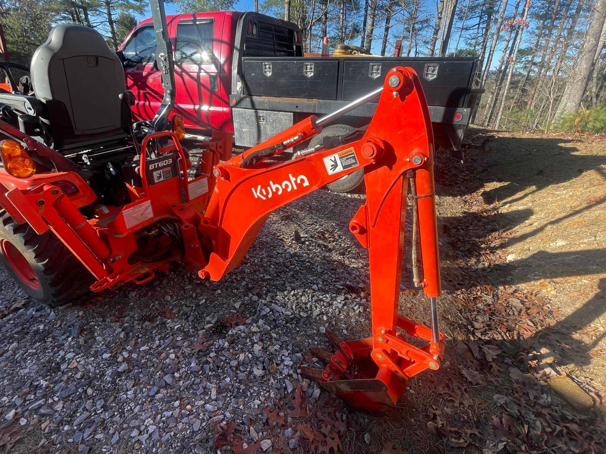 Kubota BX23S 4x4 Mini Backhoe With Front Loader