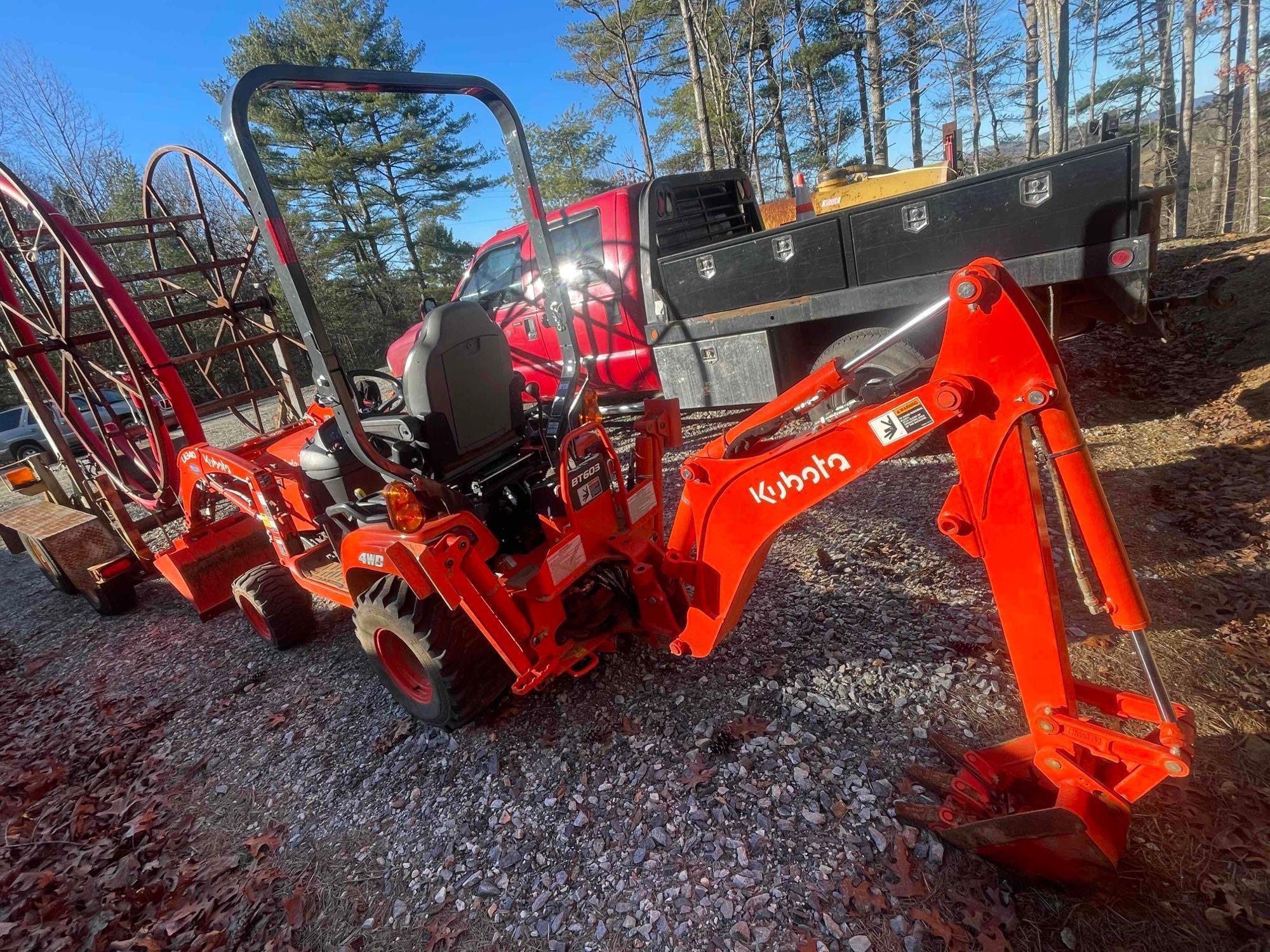 Kubota BX23S 4x4 Mini Backhoe With Front Loader